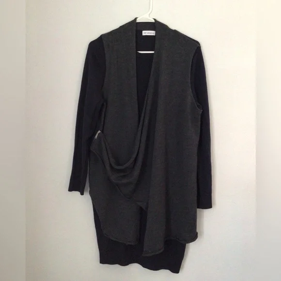 525 America Dresses | 525 America Womans Dark Gray & Black Layered Sweater Dress. Size Large. | Color: Black/Gray | Size: L | Pnicolle06's Closet 525 America Dresses | 525 America Womans Dark Gray & Black Layered Sweater Dress. Size Large. | Color: Black/Gray | Size: L | Pnicolle06's Closet